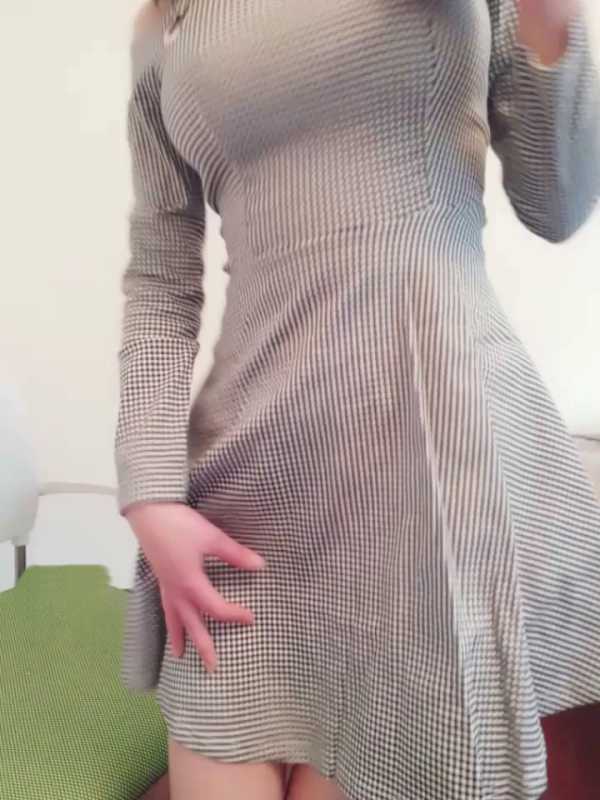 麻酥酥哟 格子连衣裙热舞自嗨 [1V/350]