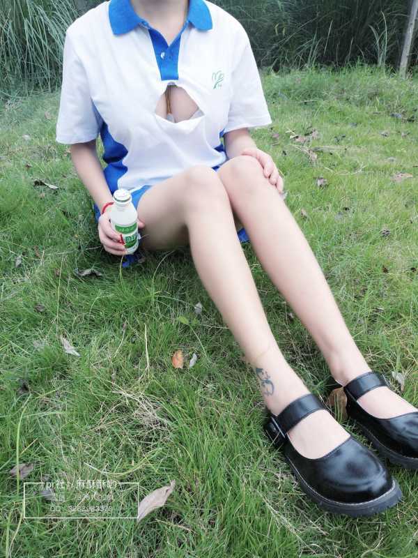 麻酥酥哟 真空黑丝高跟会员版+校服踏青+性感黑裙大扫除 [88P+13V/535M]