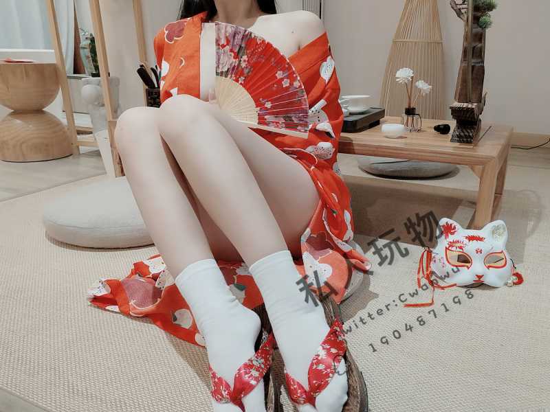 私人玩物 8.23 和服小姐姐 [29P+1V/1.41G]