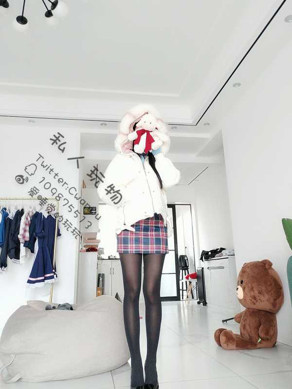 私人玩物 恶魔兔头JK (格栅制服) [31P+2V/2.55G]