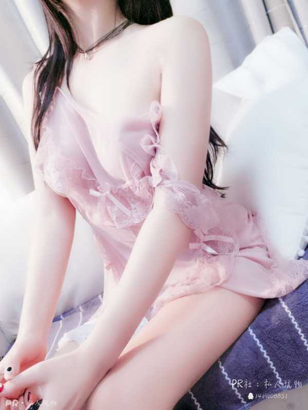 私人玩物 粉粉哒的一天+粉色狗链定制 [34P+5V/1.74G]