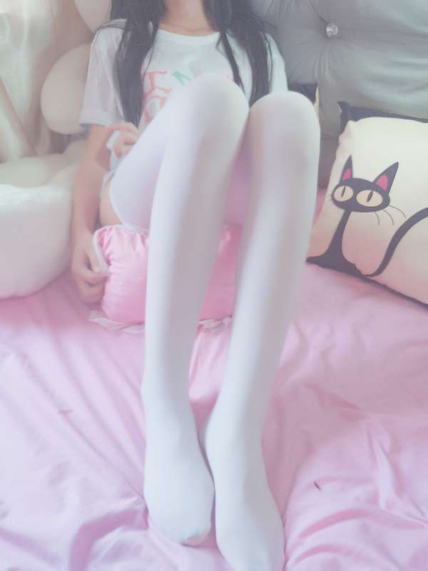 私人玩物 少女系 粉色胖次 [44P+6V/583M]