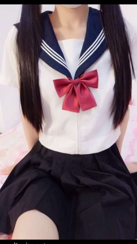 萌白酱 (一口幼桃) 水手服 [2V/1.65G]