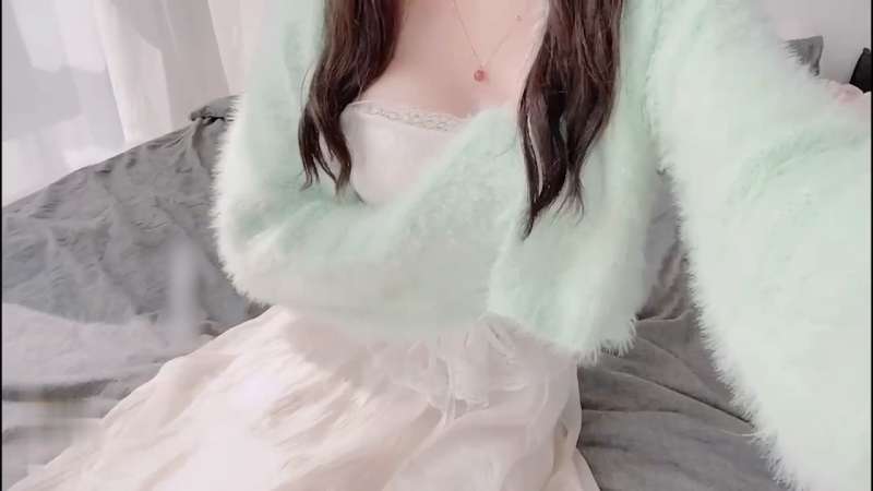 芋圆呀呀 绿色毛衣仙女裙 [1V/617M]