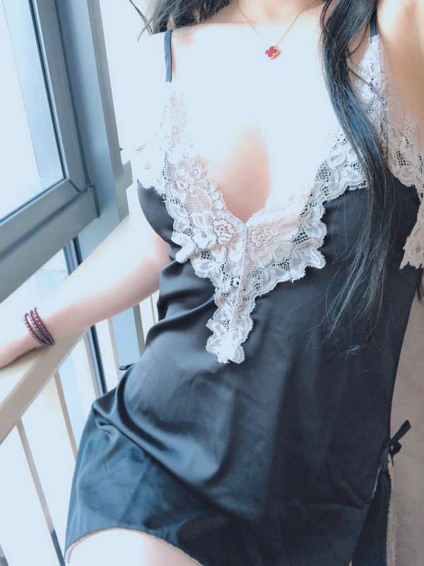 恶犬 情趣吊带 [42P+9V/1.1G]