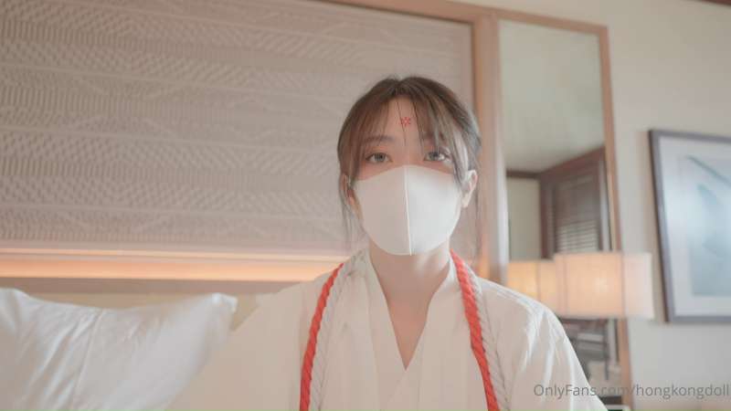 HongKongDoll(玩偶姐姐)晨钟幕鼓 [2V/3.76G]