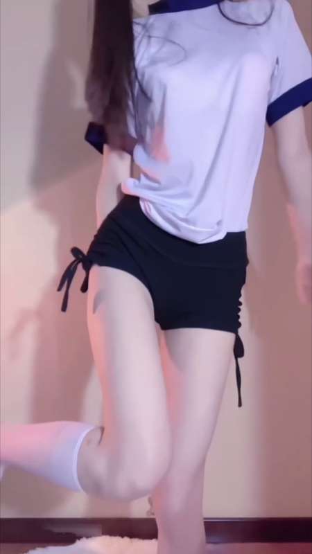 美腿妹子 特特丹 电臀定制作 [4V/604M]