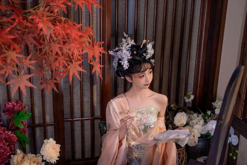 高质量coser 花音栗子(金鱼kinngyo)]碧窗梦 [61P/392M]