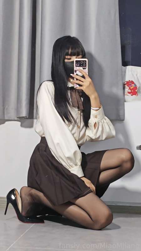 极品网红Miao喵酱fansly订阅抖音风新作合集 [252P+76V/1.43G]