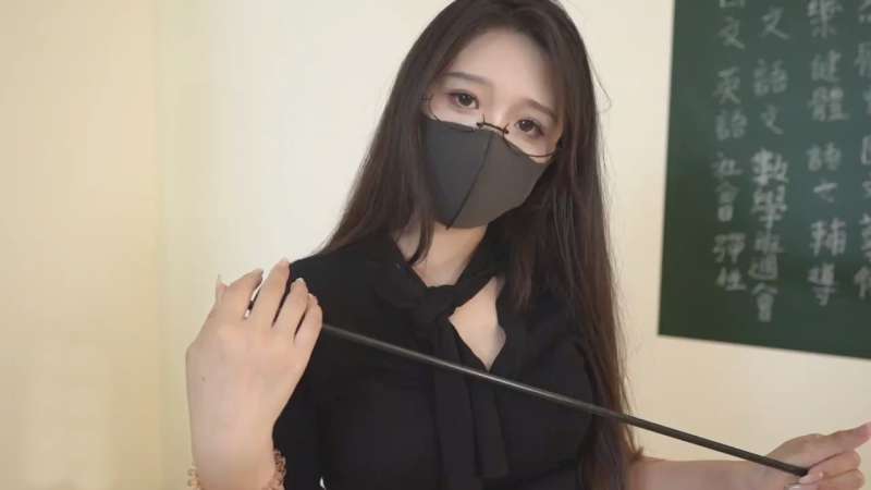 桥本香菜 老师的玉足 [1V/660M]