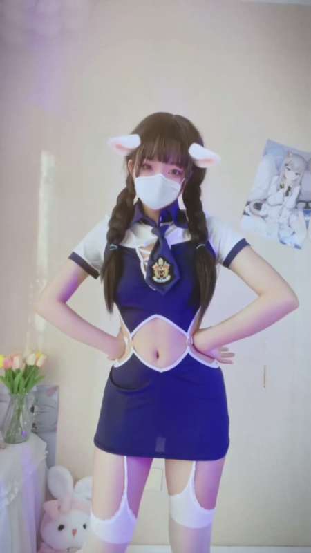 可爱女神小仙云儿一月D音风舞蹈合集 [21V/350M]