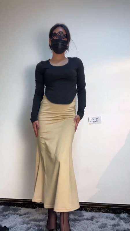 丝袜女神优优近期订制合集 [4V/878M]