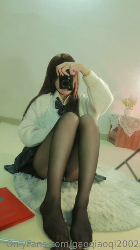 高颜值双马尾女神高桥千凛会员订阅视图合集 [1115P+35V/2.28G]