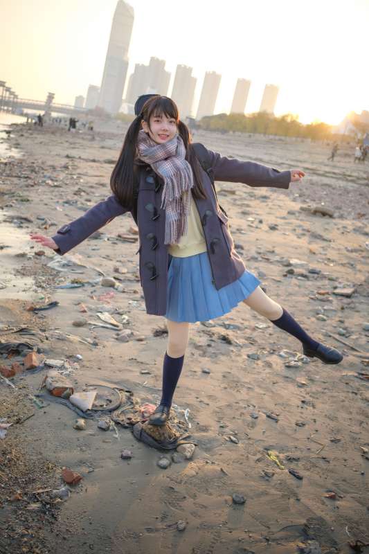 清纯系网红赤西夜夜吉他少女 [83P+2V/746M]