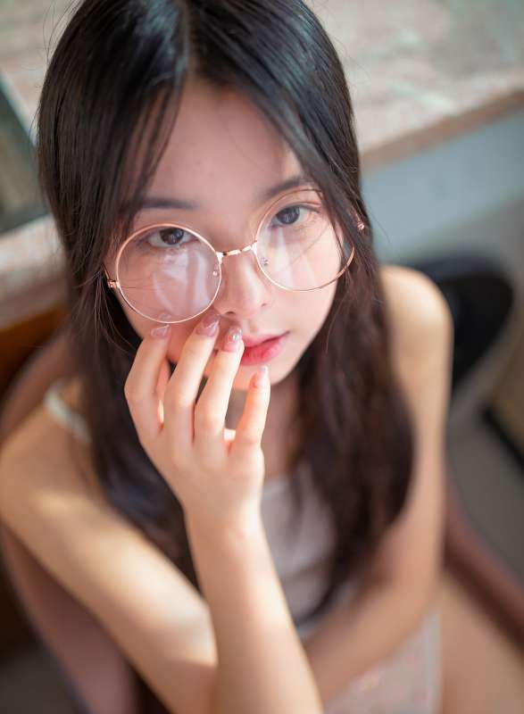 清纯高颜值网红林书辞新作两套 [114P+2V/2.31G]