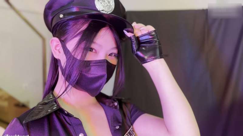 九儿温柔妹妹与闺蜜的联动私拍 [5V/647M]