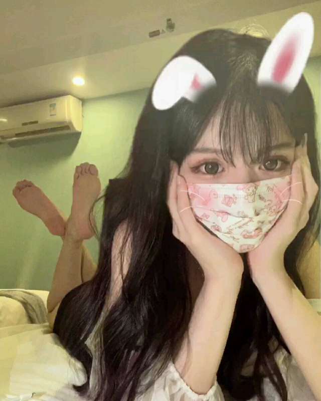 极品丝足网红丸丸子尺度作品合集 [26P+14V/1.53G]