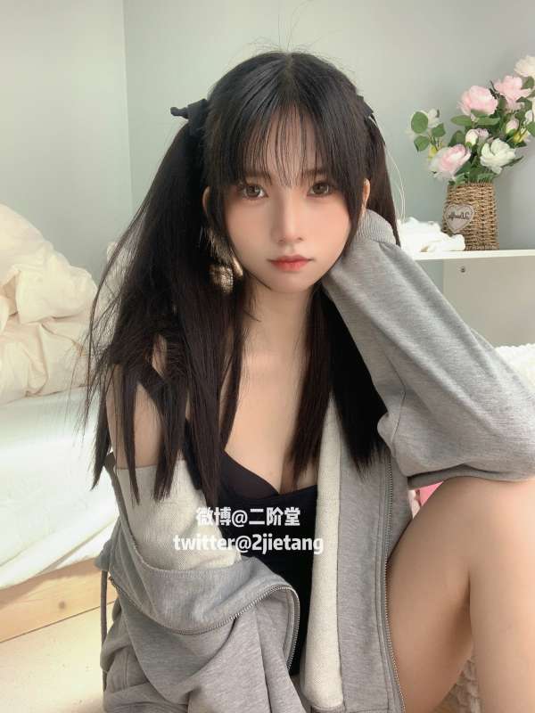 双马尾网红宅绘子(二阶堂)写真作品二十七套合集 [2547P+34V/2.81G]