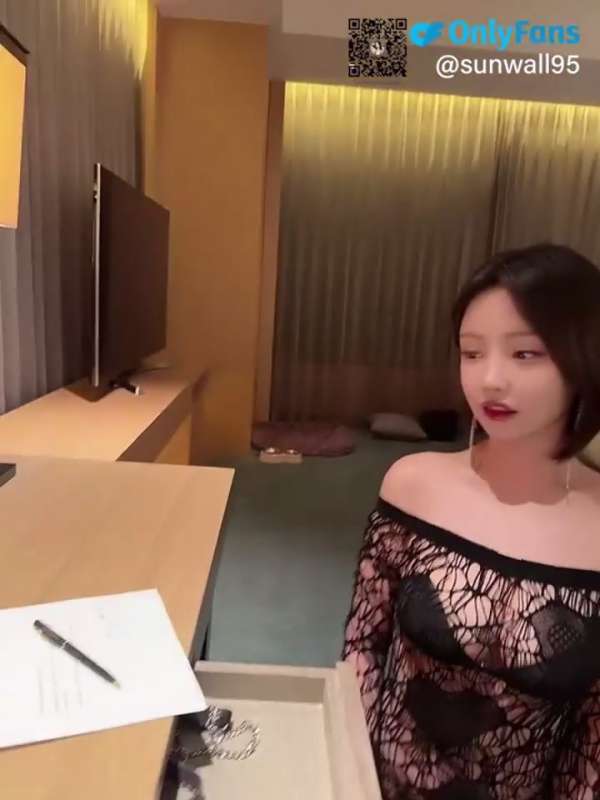前女团韩国模特Sunwall95(chungwall)新作小合集 [3V/452M]