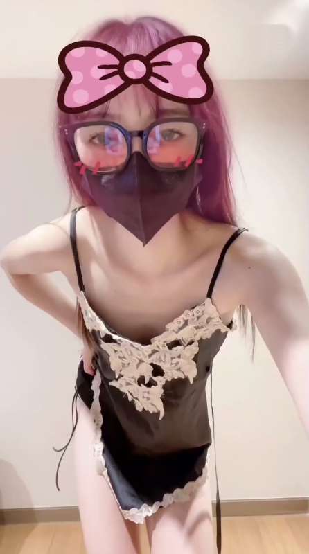 高质量露出系网红露娜娜(Luna000yu)新作第三期 [35V/1G]