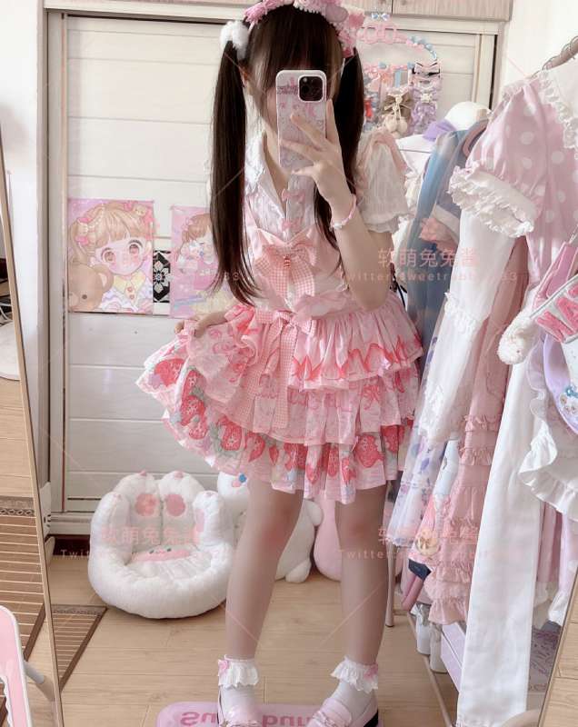 粉嫩网红软萌兔兔酱写真作品四套新作合集 [248P+7V/1.78G]