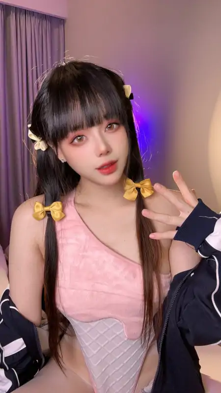 高质量coser阿九从不咕咕(九言)写真作品十四套合集 [537P+64V/2.26G]