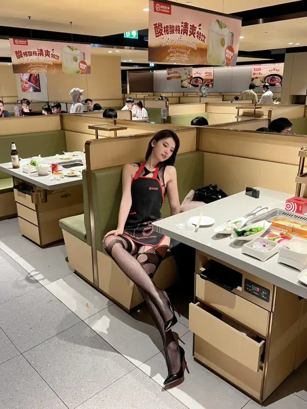 人气模特阿朱五月泰国旅拍微密圈新作合集 [36P+3V/127M]