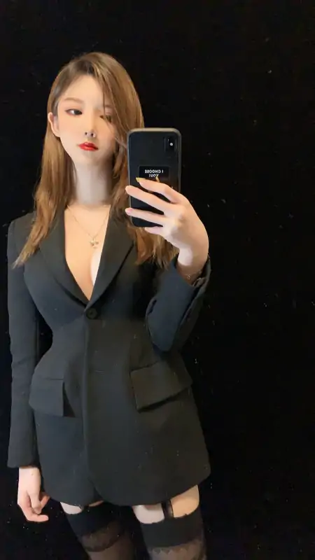 一小央泽 61套写真合集下载 [18.8G]