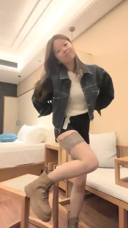 财神爷的心尖宝贝 合集下载 [50V/42.4G]