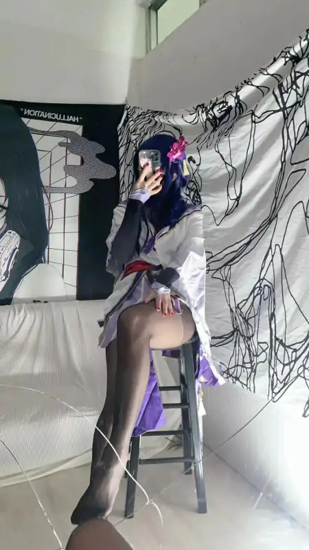 多汁网红你的KK作品雷电将军与喜多川 [42P+15V/784M]