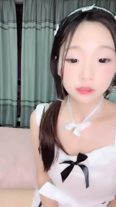 清纯系主播对羊羊心动尺度秀 [2V/2G]