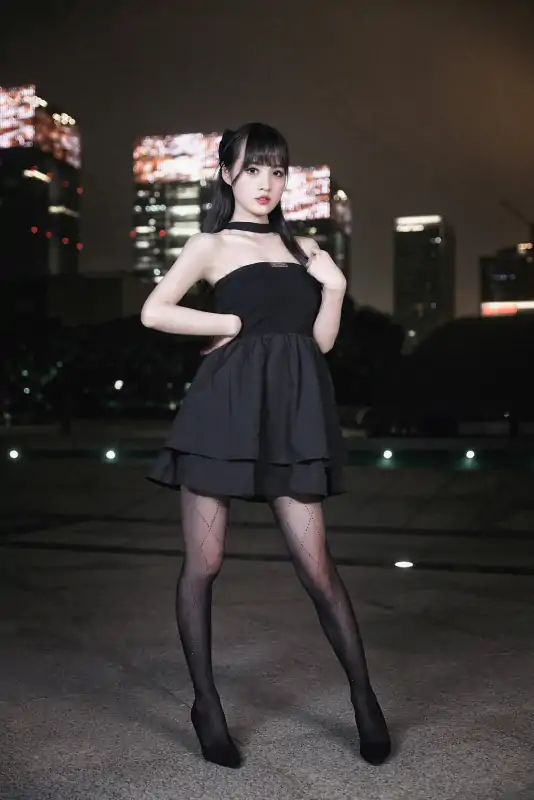 巫小萤 合集下载 [41P/321MB]