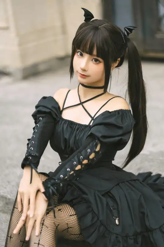 高质量coser蠢沫沫近期新作三套合集 [132P/1.04G]