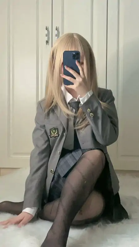 粉嫩网红一团墨染w视图作品合集 [149P+2V/235M]