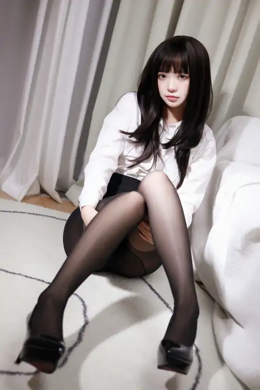 网红coser疯猫ss夏日限定四套合集 [80P+9V/1.56G]