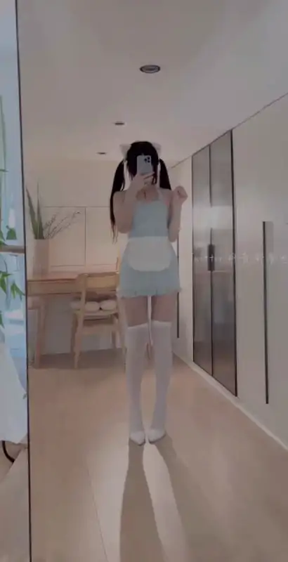 极品网红喵喵(mmsnb54188)舞蹈与定制作品合集 [65V/1.78G]