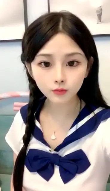 高颜值女神嫩模小优 [2V/1.43G]