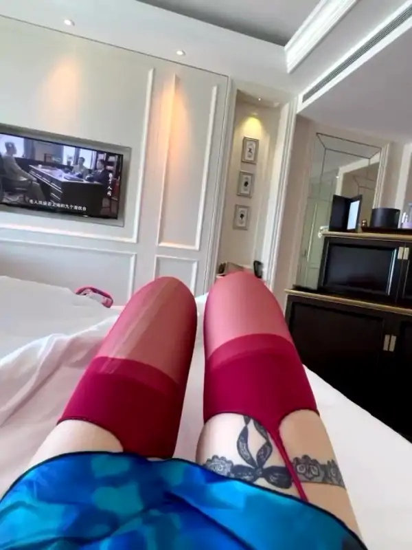 迷人的五姨太 合集下载 [30.4G]