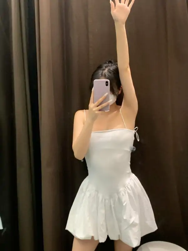 极品露出系网红娜娜小姐私拍新作合集 [357P+22V/144M]