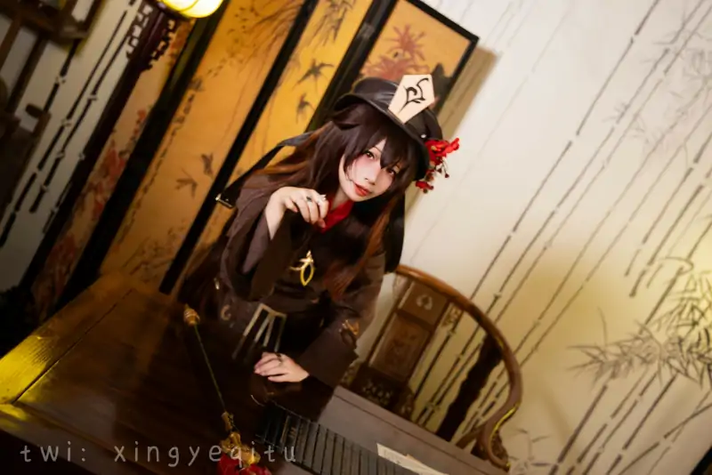 白虎网红呆米米写真作品五套合集 [154P+3V/702M]