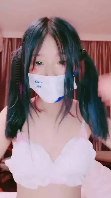 清纯系主播哥哥的小樱桃制服护士 [5V/2.46G]