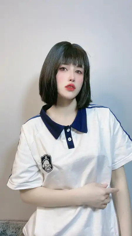 极品coser鹿八岁尺度写真作品六套合集 [233P+2V/2.52G]