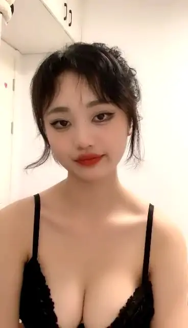 极品巨胸主播声音超甜尺度秀 [5V/2.57G]