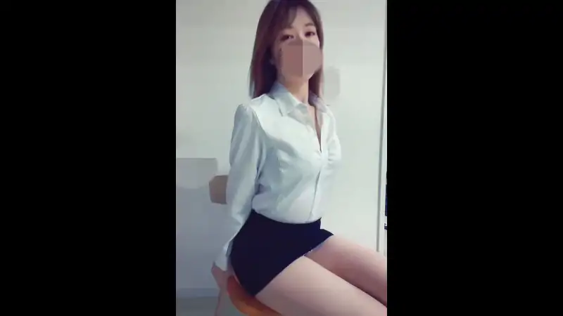 莉子老师(rikoriko) 合集下载 [145P+39V/9.6G]