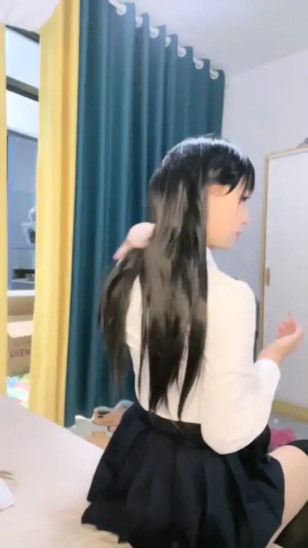 小乔要抱抱 合集下载 [5V/2.04G]