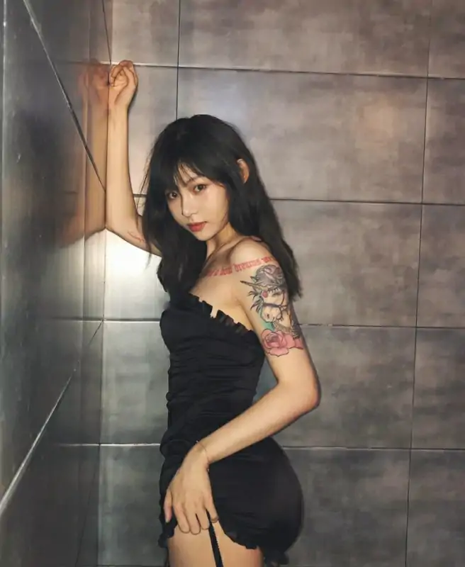 鹿与玫瑰海 合集下载 [95P+37V/1G]