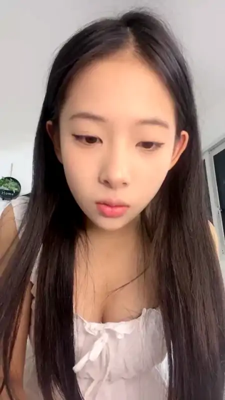 木瓜 合集下载 [8P+3V/1.30GB]