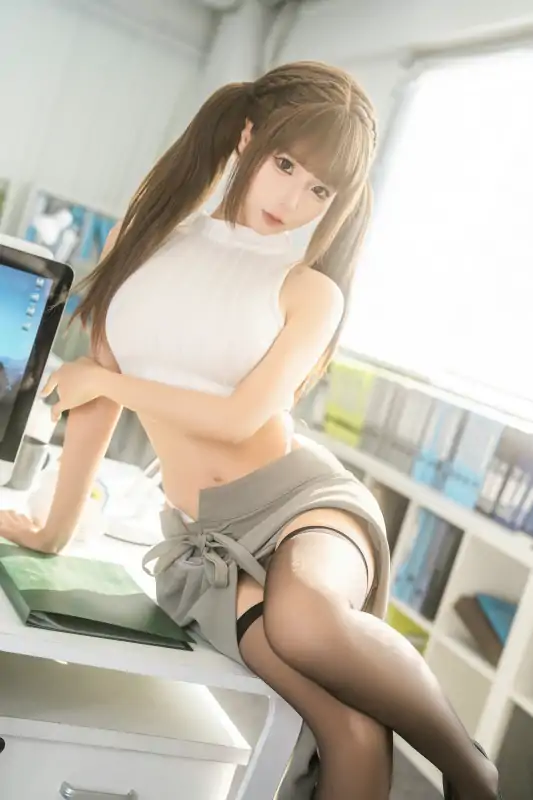 蠢沫沫4月订阅11套合集 [5.71G]