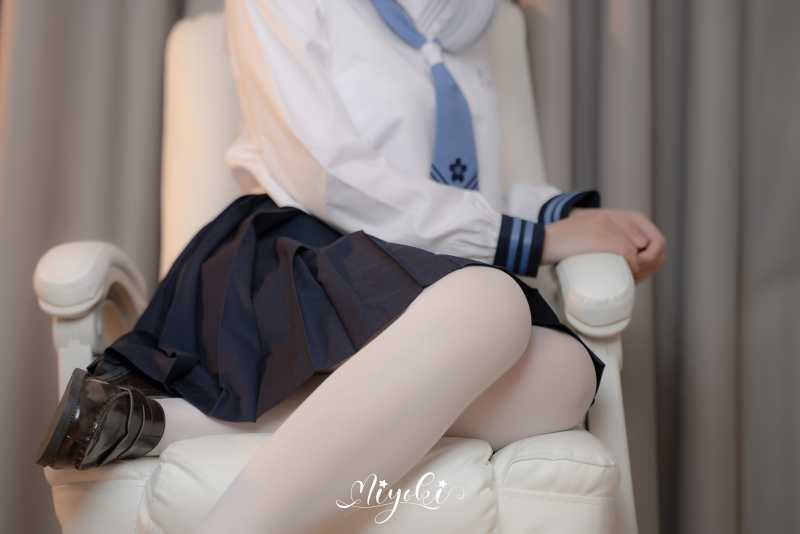 铃木美咲(Misaki Suzuki)(软软趴在床单上) 326套合集下载 [304G]