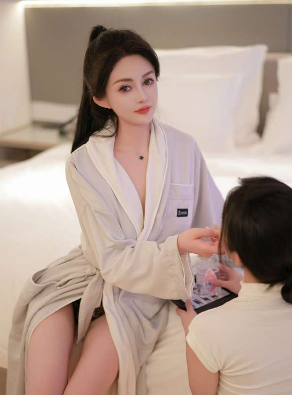 秀人网4月高价众筹超级炸裂重磅作品 林幼一与谭小灵 [138P+1V/657M]